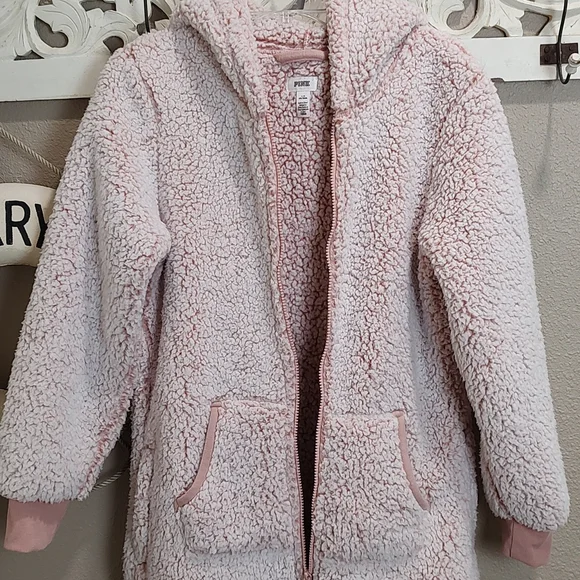 Victoria's Secret PINK Sherpa Hooded Onsie - Picture 6 of 10